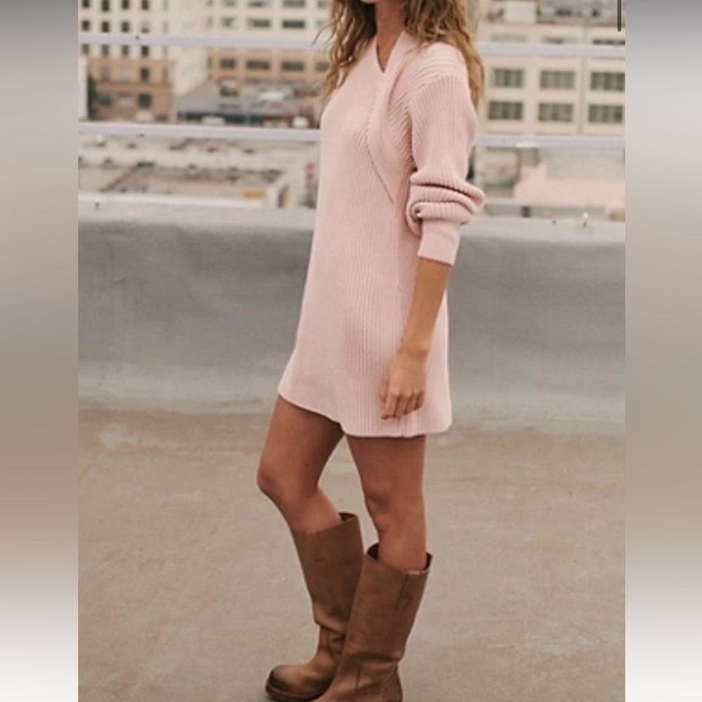 NWOT Free People Free-est Alba Sweater Tunic in Strawberry Float